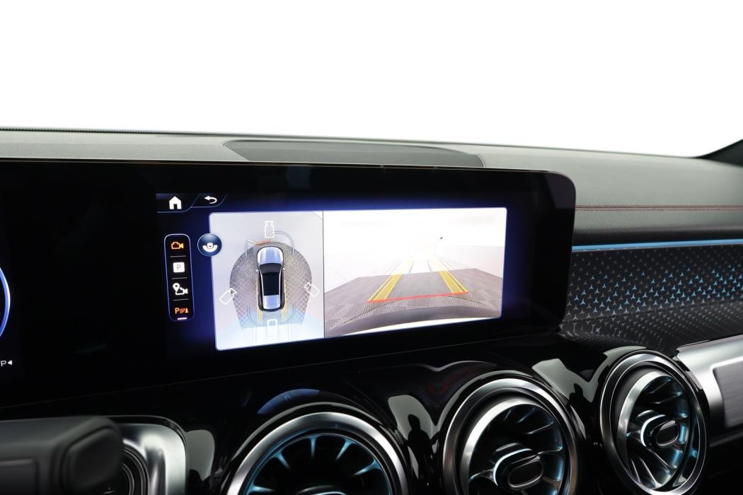 MERCEDES-BENZ EQB 2026