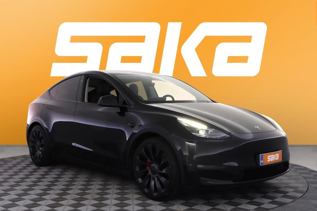 TESLA Model Y 2024