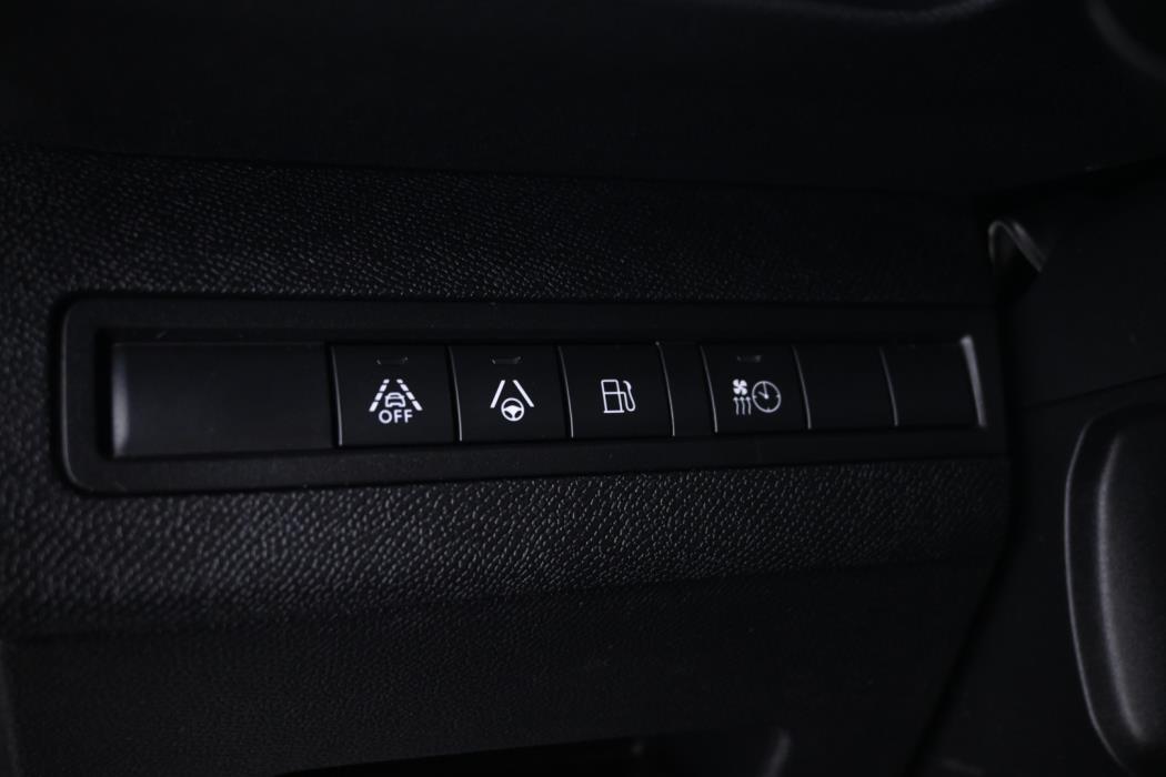 PEUGEOT 3008 2021