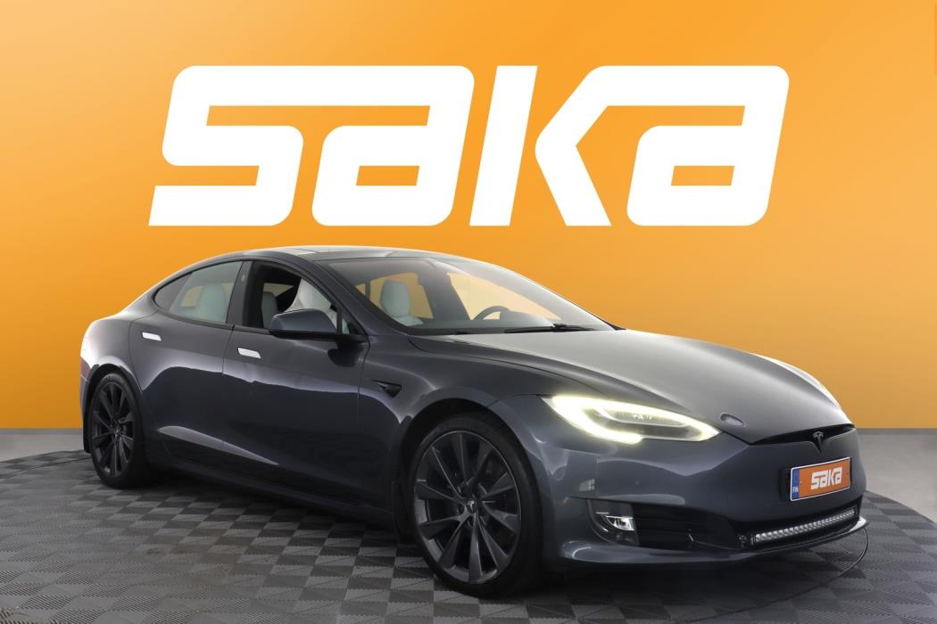 TESLA Model S 2018