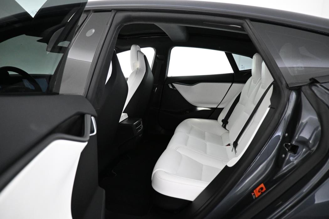 TESLA Model S 2018