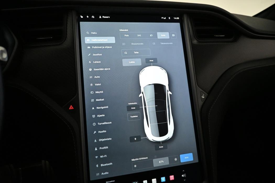 TESLA Model S 2018