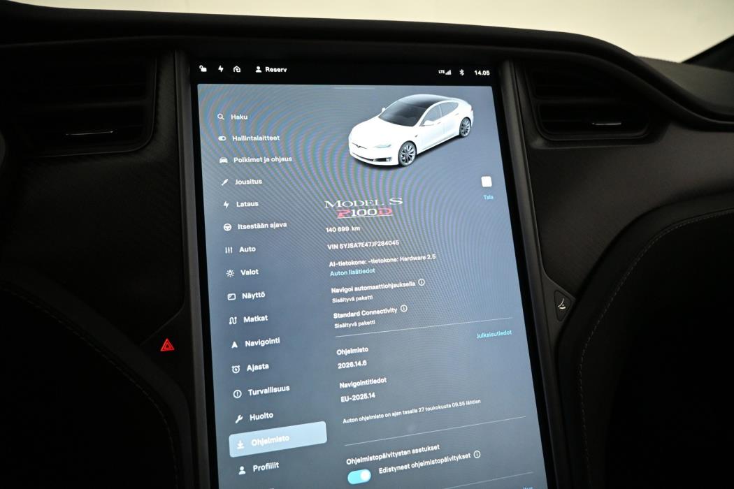 TESLA Model S 2018