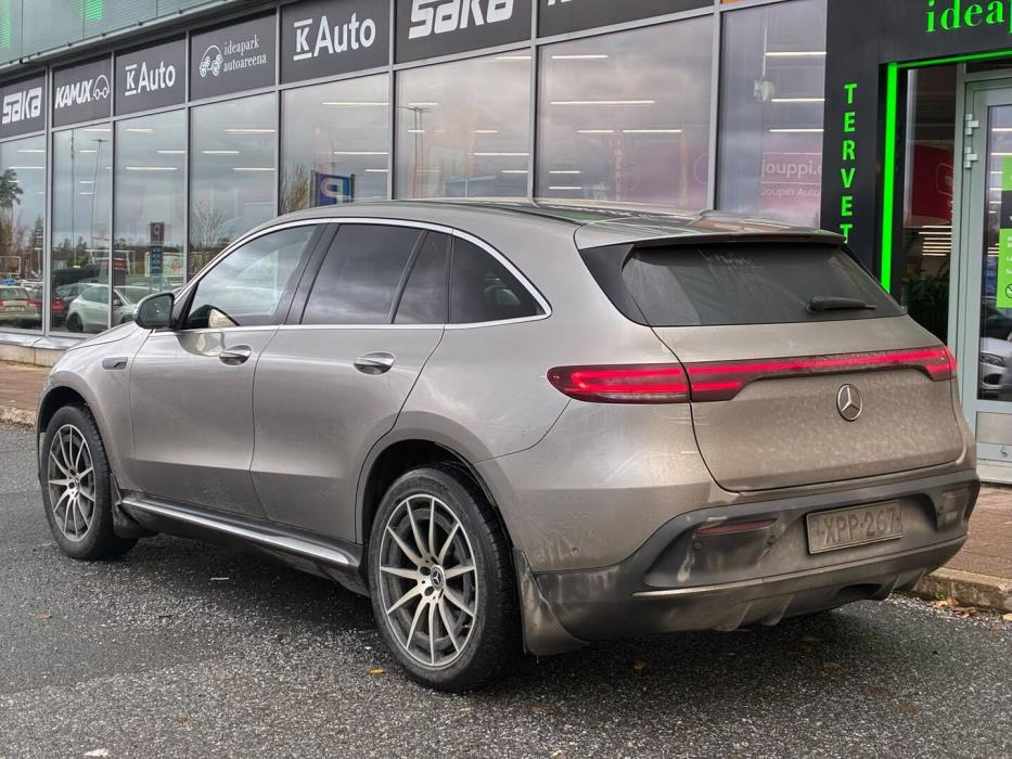 MERCEDES-BENZ EQC 2022