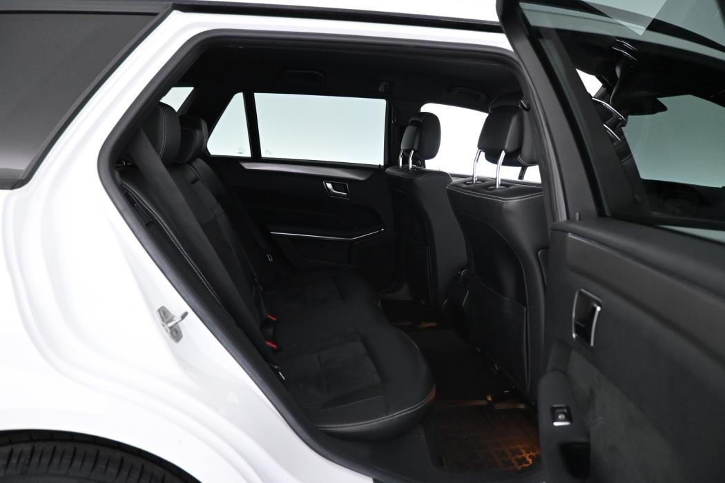 MERCEDES-BENZ E 2016