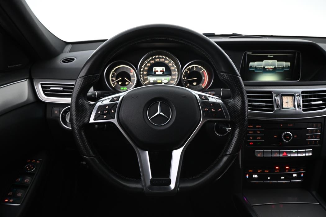 MERCEDES-BENZ E 2016