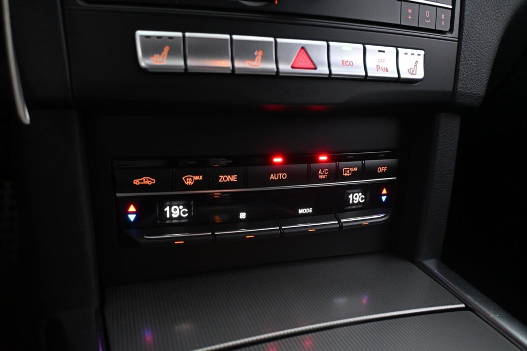 MERCEDES-BENZ E 2016