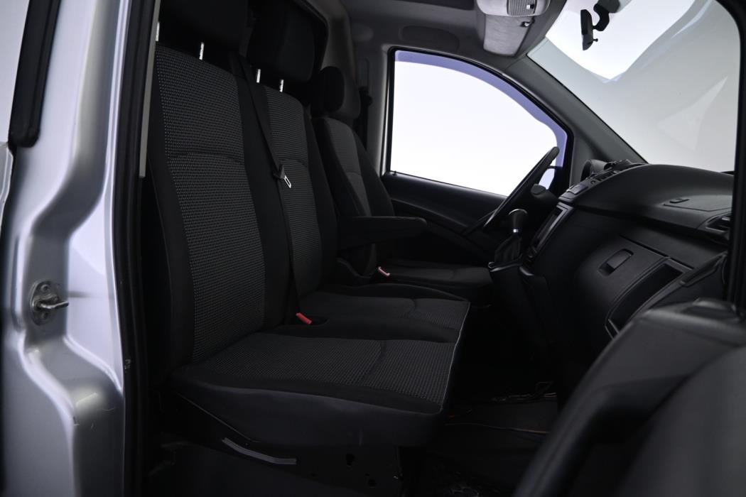 MERCEDES-BENZ Vito 2013