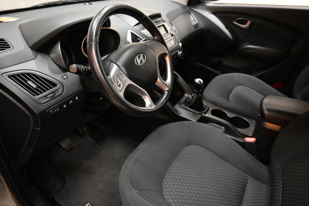 HYUNDAI ix35 2011