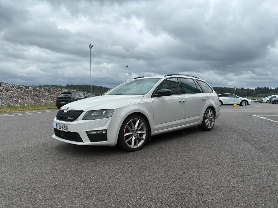 SKODA Octavia 2016