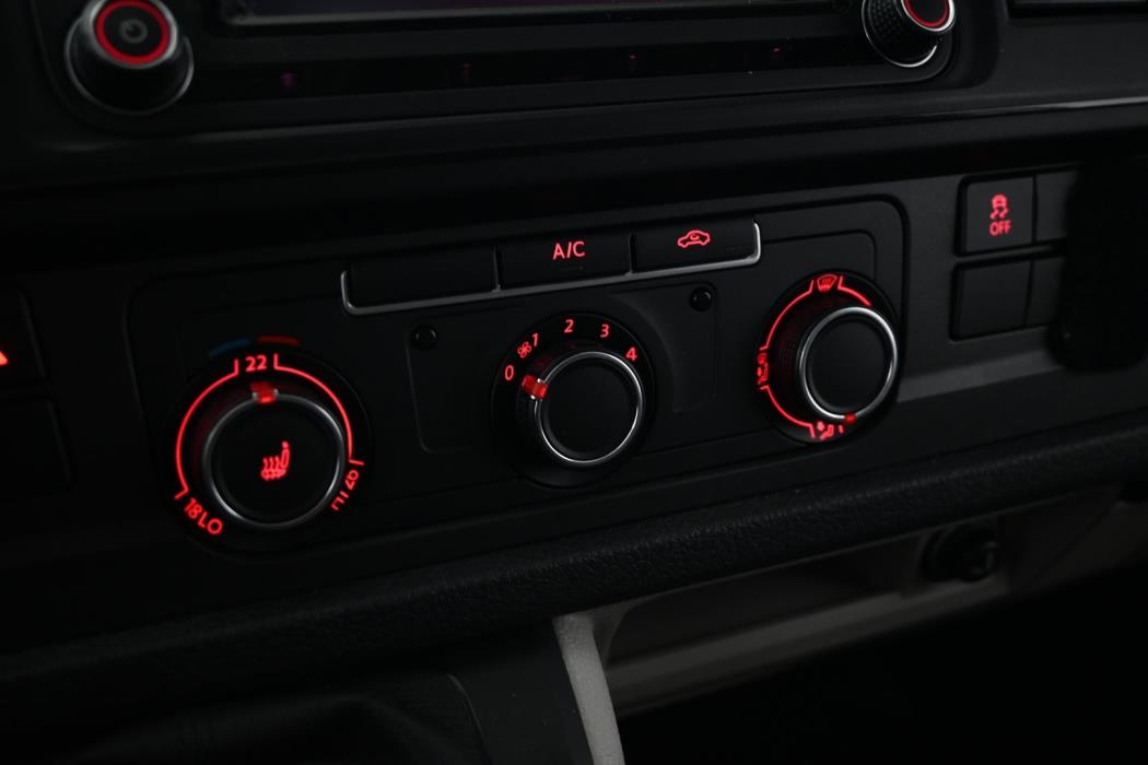 VOLKSWAGEN Transporter 2018