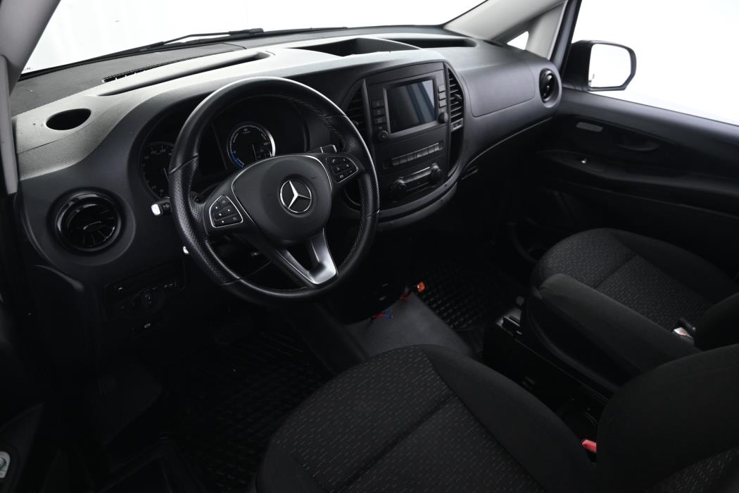 MERCEDES-BENZ Vito 2022