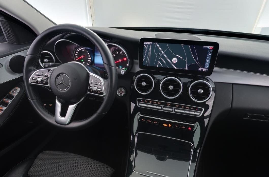 MERCEDES-BENZ C 2020