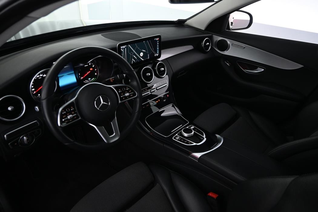 MERCEDES-BENZ C 2020