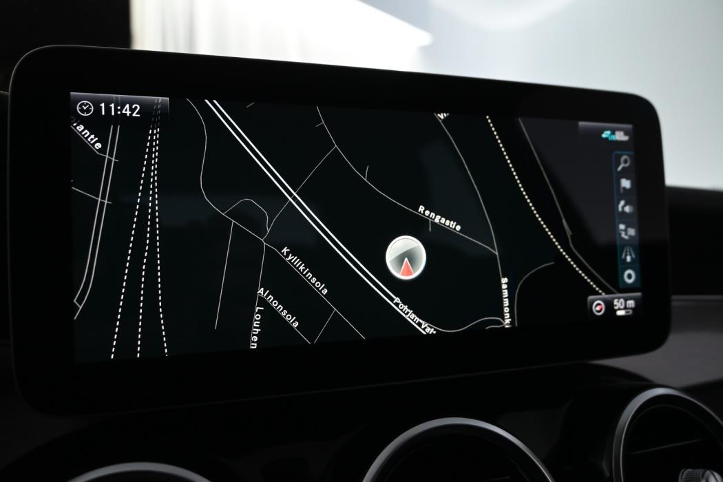 MERCEDES-BENZ C 2020