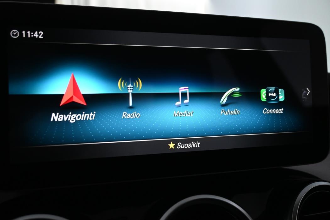 MERCEDES-BENZ C 2020