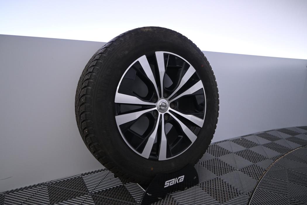 VOLVO XC60 2021