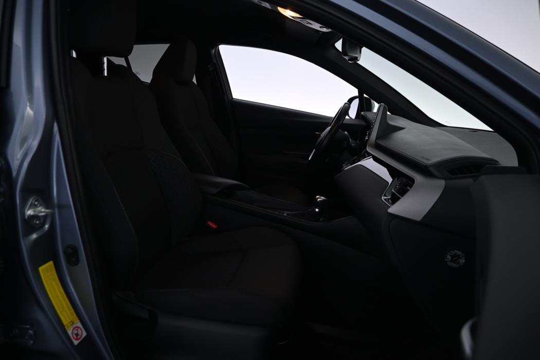 TOYOTA C-HR 2020