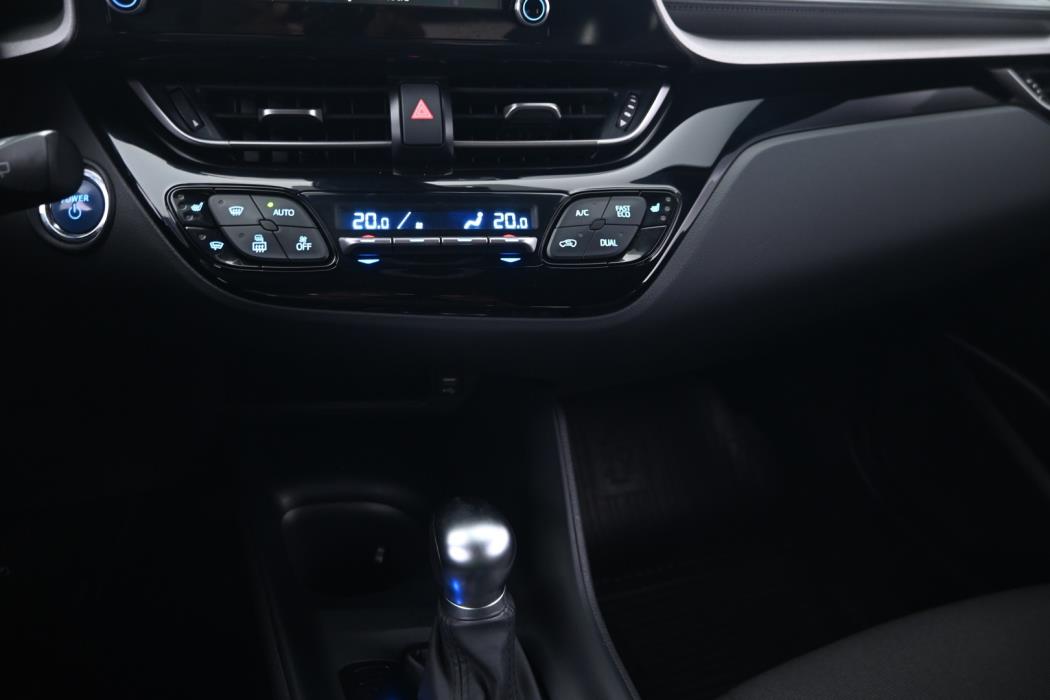 TOYOTA C-HR 2020