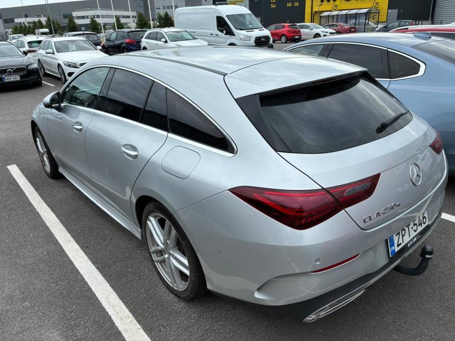 MERCEDES-BENZ CLA 2024