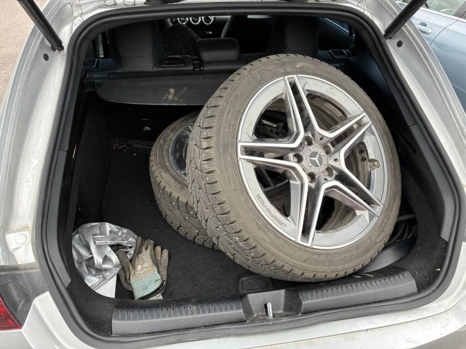 MERCEDES-BENZ CLA 2024