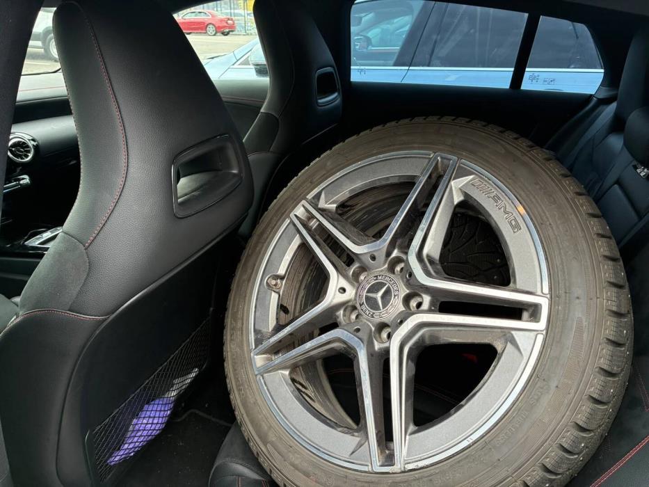MERCEDES-BENZ CLA 2024
