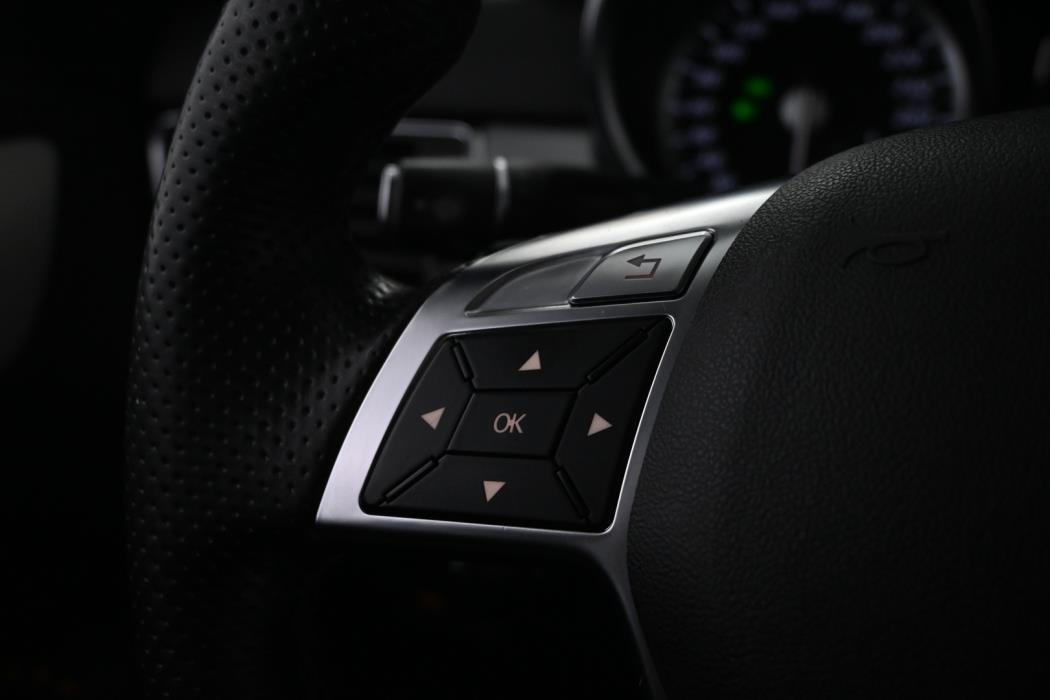 MERCEDES-BENZ ML 2013