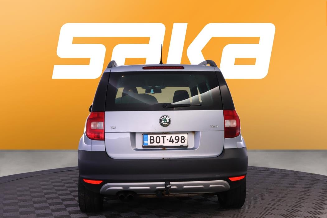 SKODA Yeti 2011