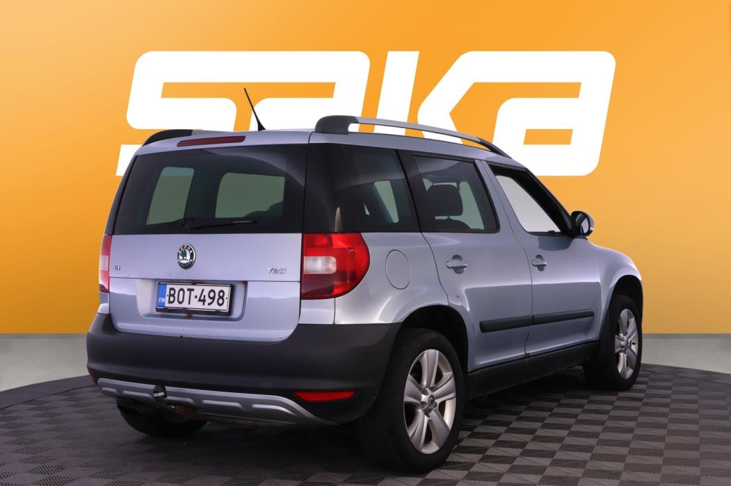 SKODA Yeti 2011