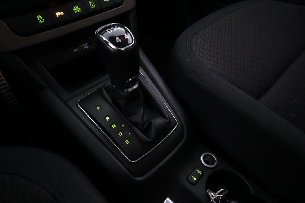 SKODA Yeti 2015