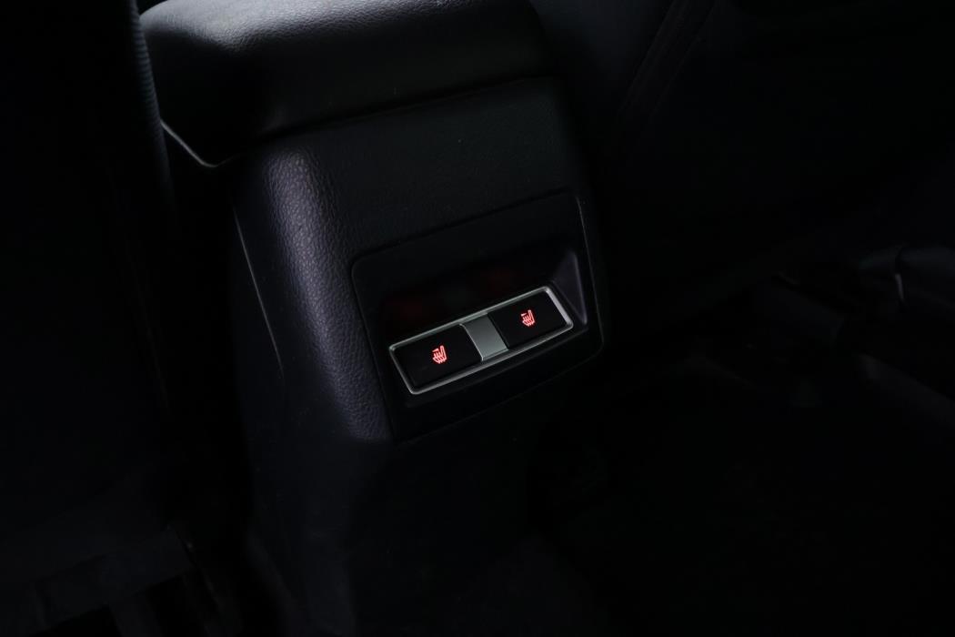 SUBARU Forester 2017