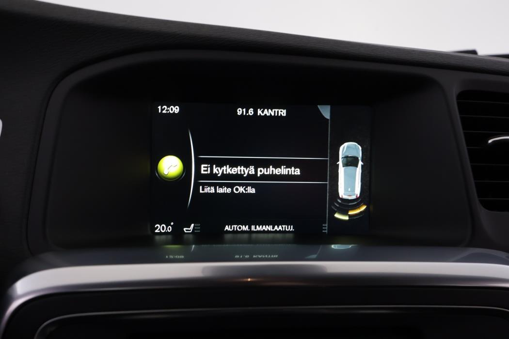 VOLVO V60 2015