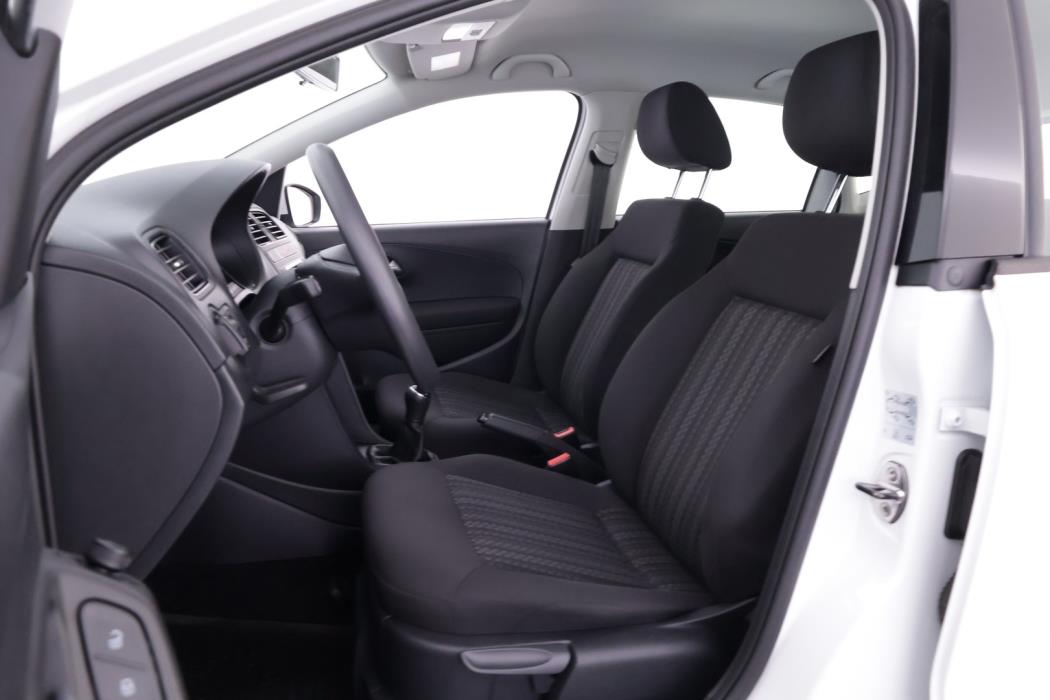 VOLKSWAGEN Polo 2017
