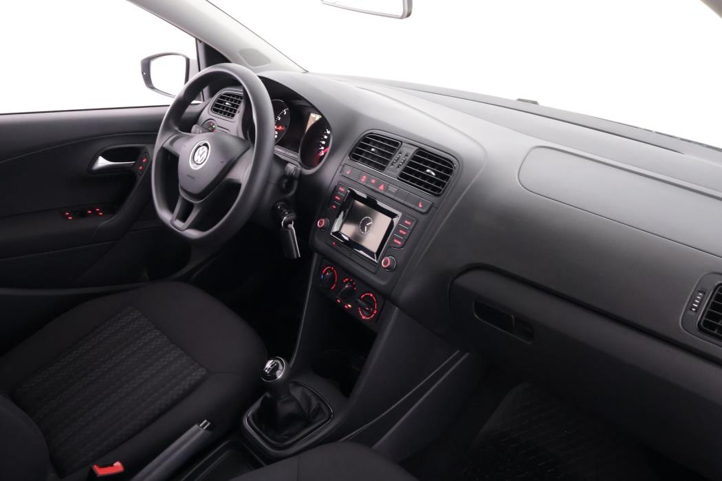 VOLKSWAGEN Polo 2017