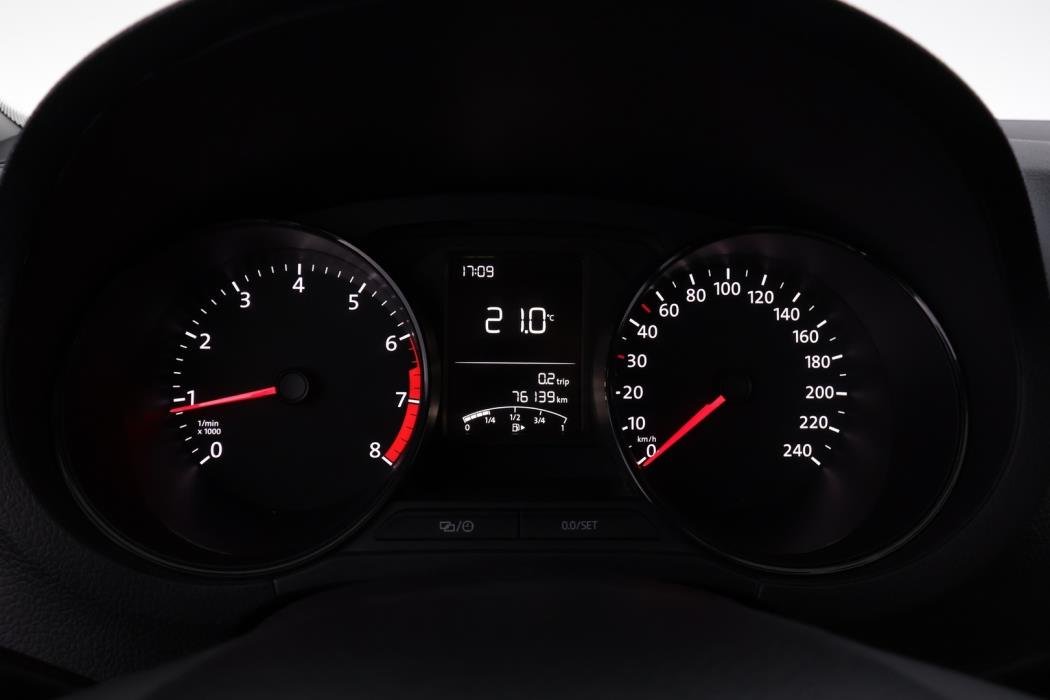 VOLKSWAGEN Polo 2017
