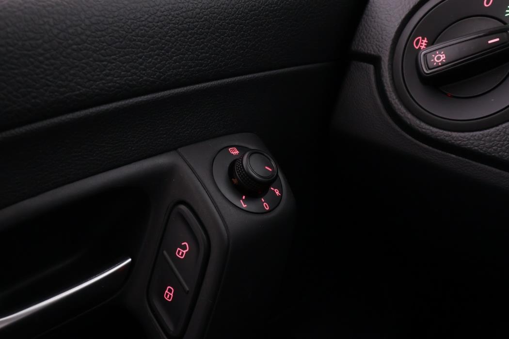 VOLKSWAGEN Polo 2017
