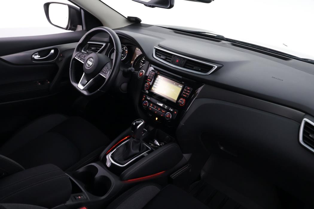 NISSAN Qashqai 2018