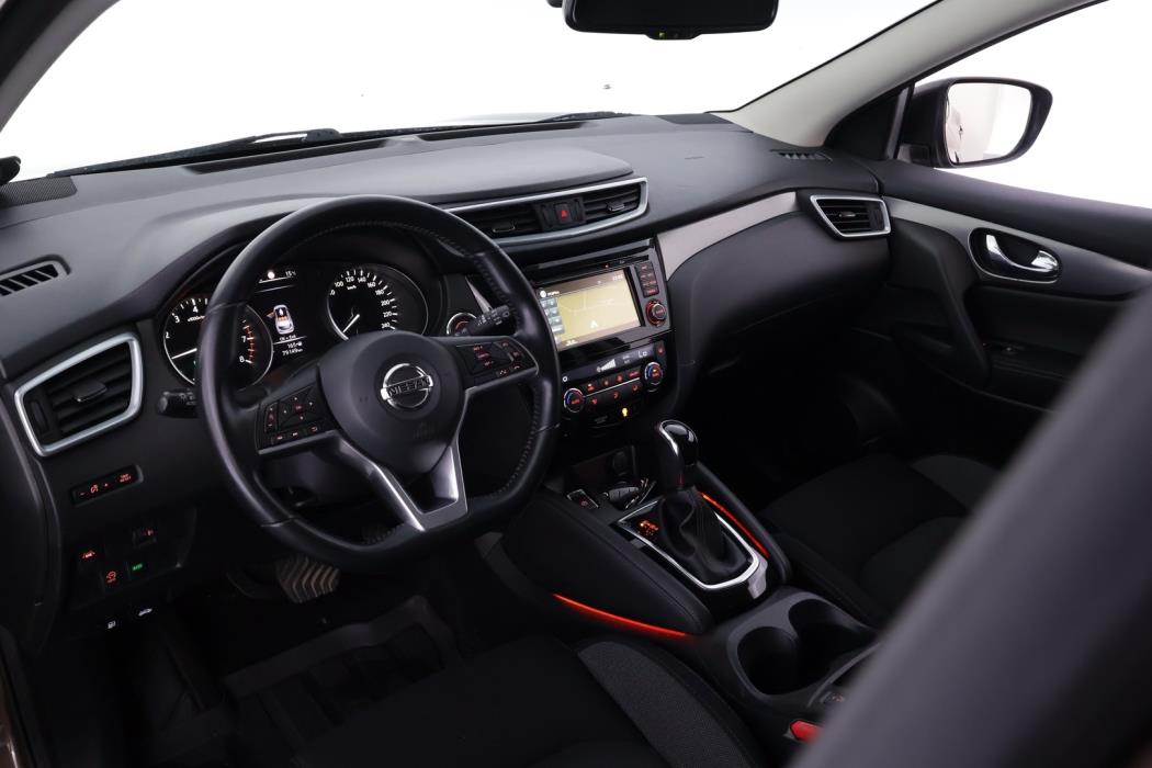NISSAN Qashqai 2018