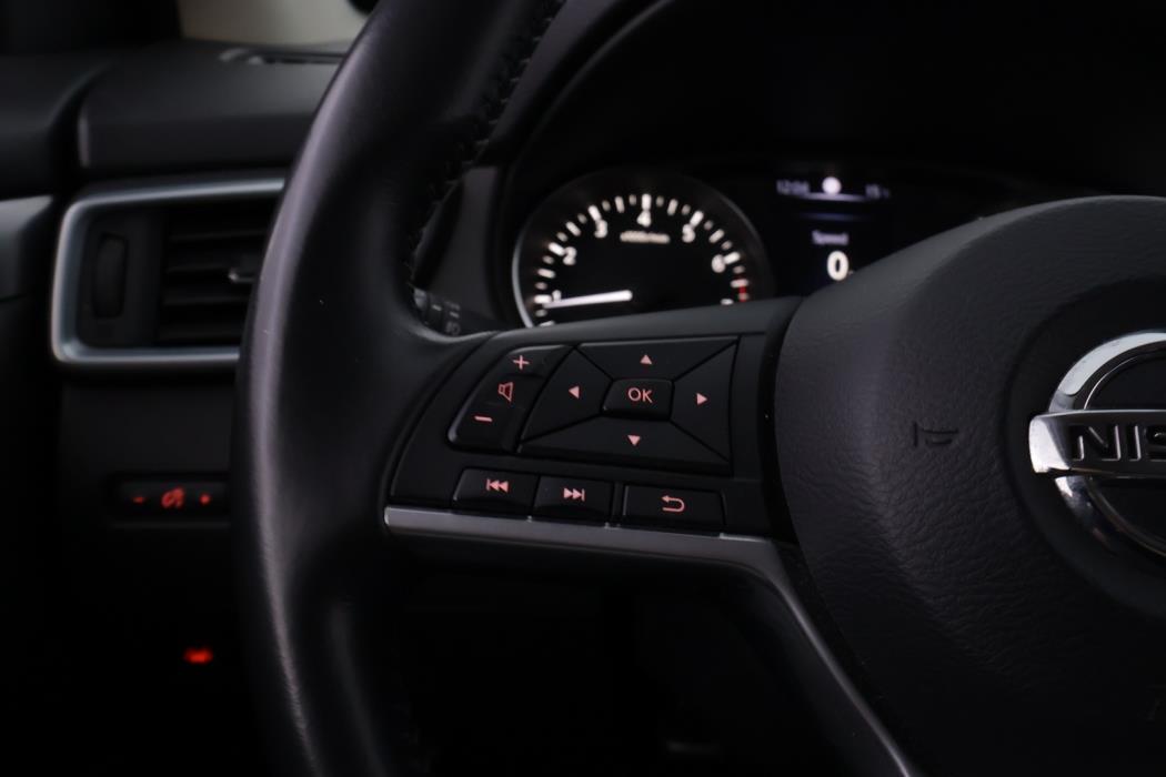 NISSAN Qashqai 2018