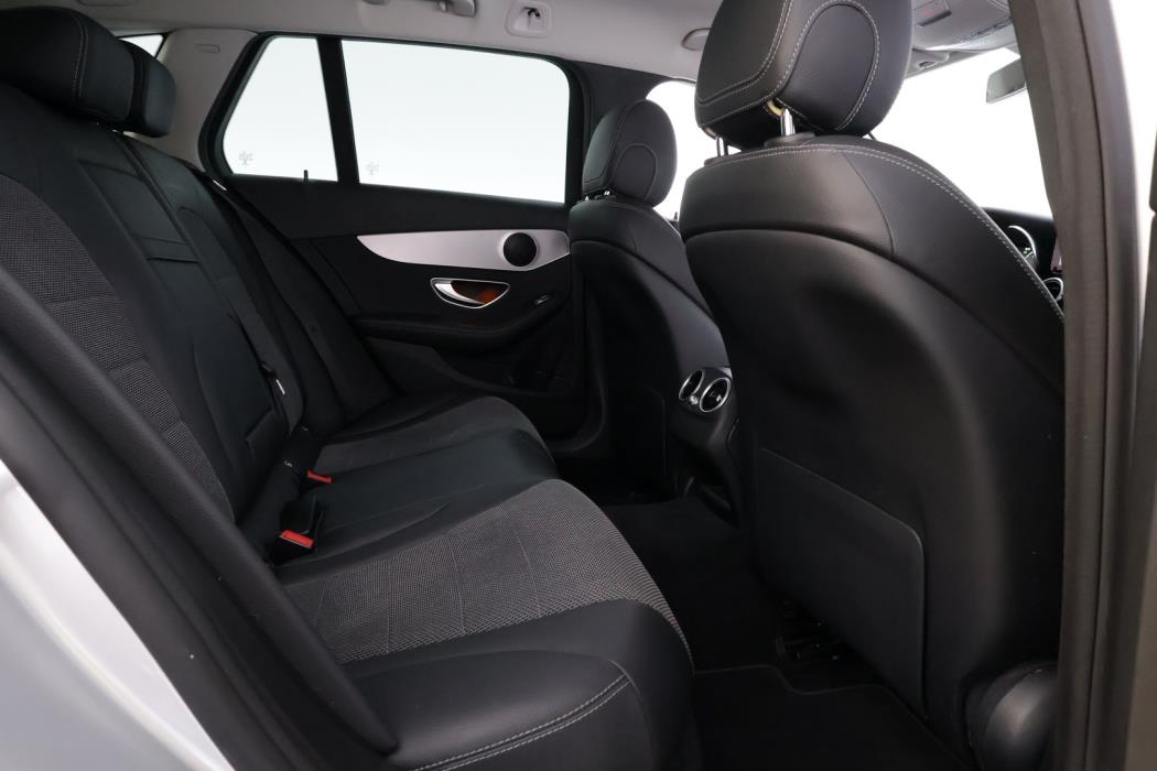 MERCEDES-BENZ C 2019