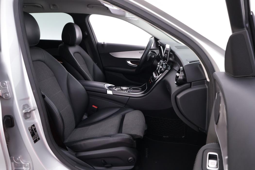 MERCEDES-BENZ C 2019