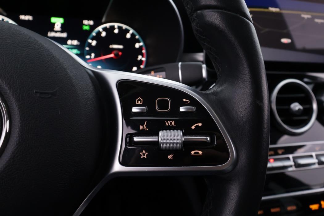 MERCEDES-BENZ C 2019