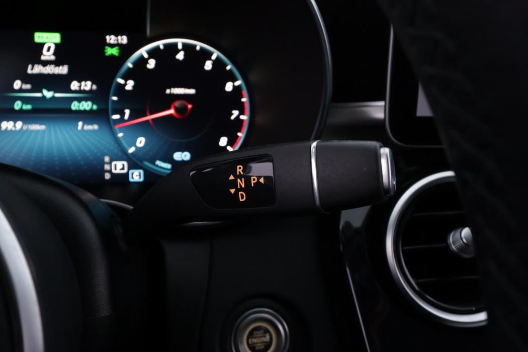 MERCEDES-BENZ C 2019