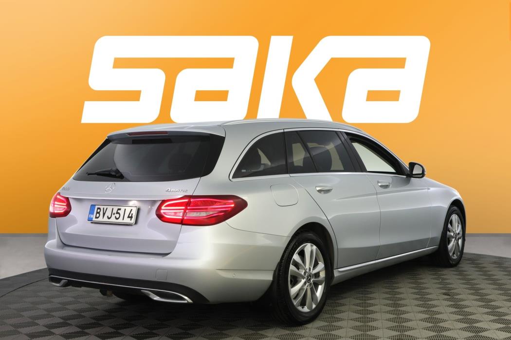 MERCEDES-BENZ C 2019