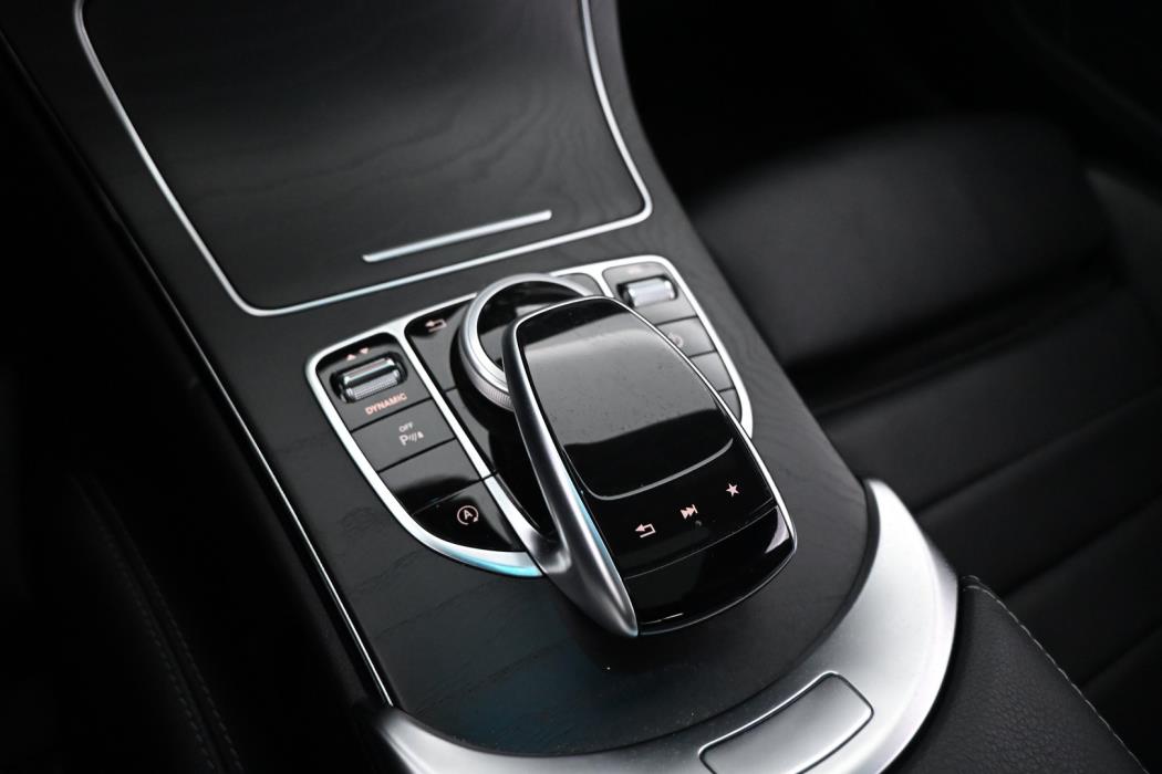 MERCEDES-BENZ C 2017
