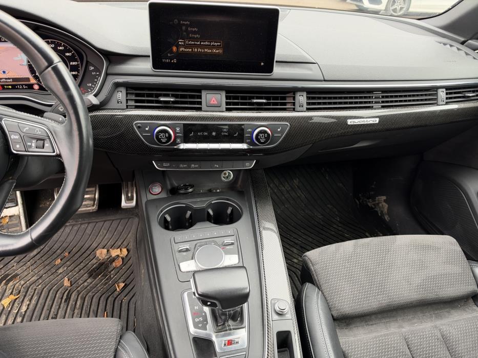 AUDI S4 2017