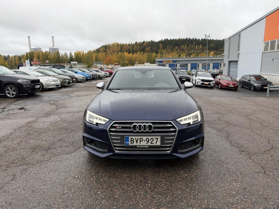 AUDI S4 2017