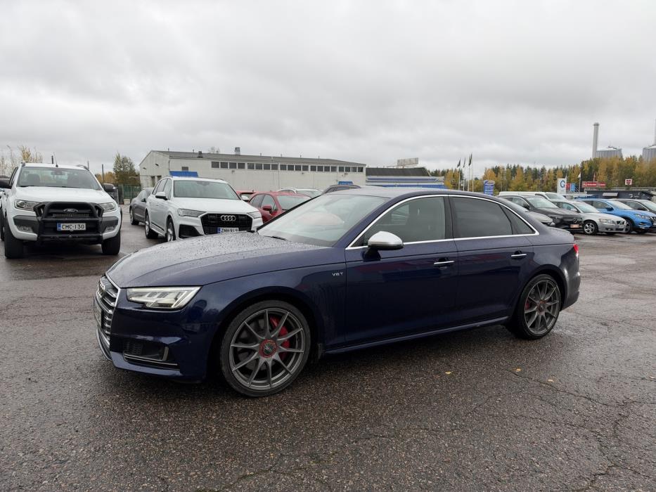 AUDI S4 2017