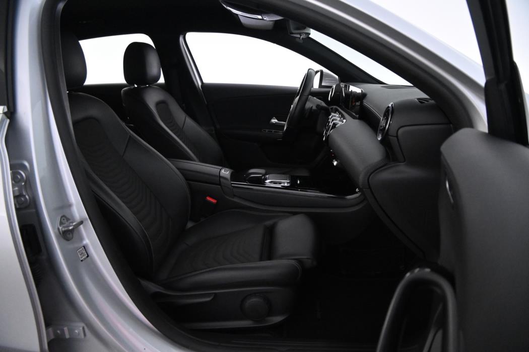 MERCEDES-BENZ A 2019