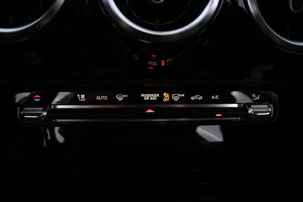 MERCEDES-BENZ A 2019